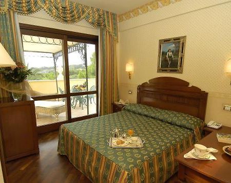 Hotel Domus Aurea Agrigento Kamer foto